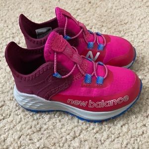 NEW BALANCE- baby girl sneakers